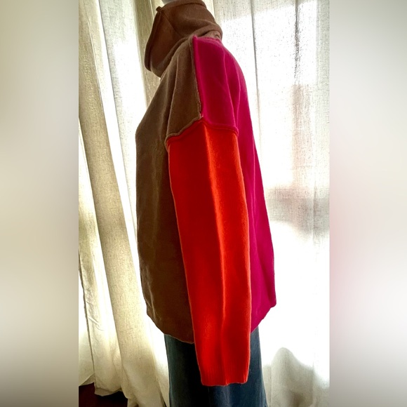 Block coloured turtleneck sweater - Picture 1 of 4